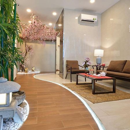 Pham Van Sakura Hotel トゥアン・アン エクステリア 写真